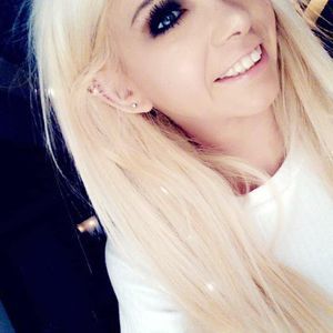 Meet your Posher, Alexis